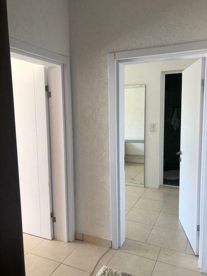 Apartmani Dini 울친 외부 사진